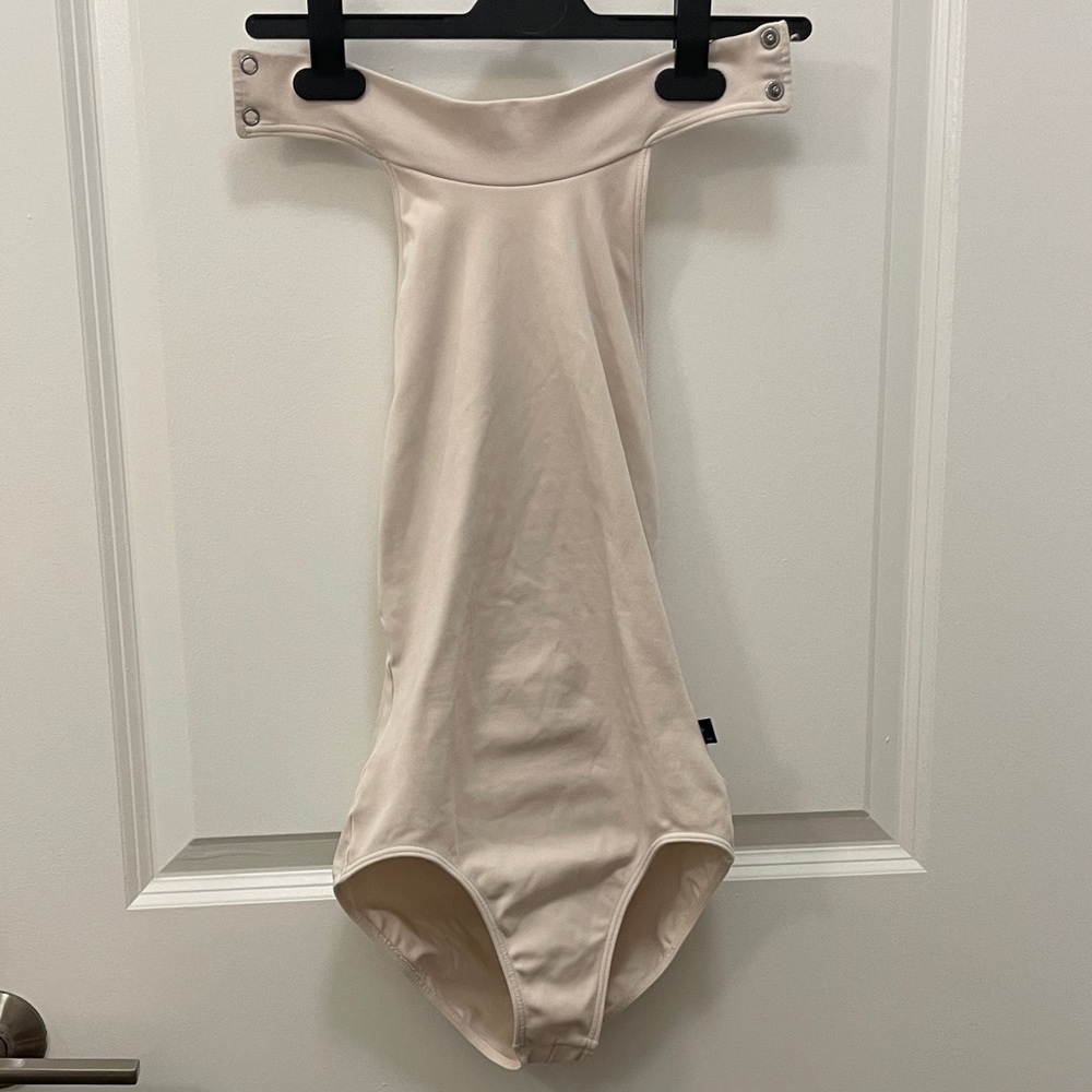 Chacott prix de Lausanne leotard size S
